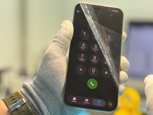 Проверка iPhone 16 Pro Max после замены стекла дисплея — тест изображения, сенсора и стабильной работы экрана