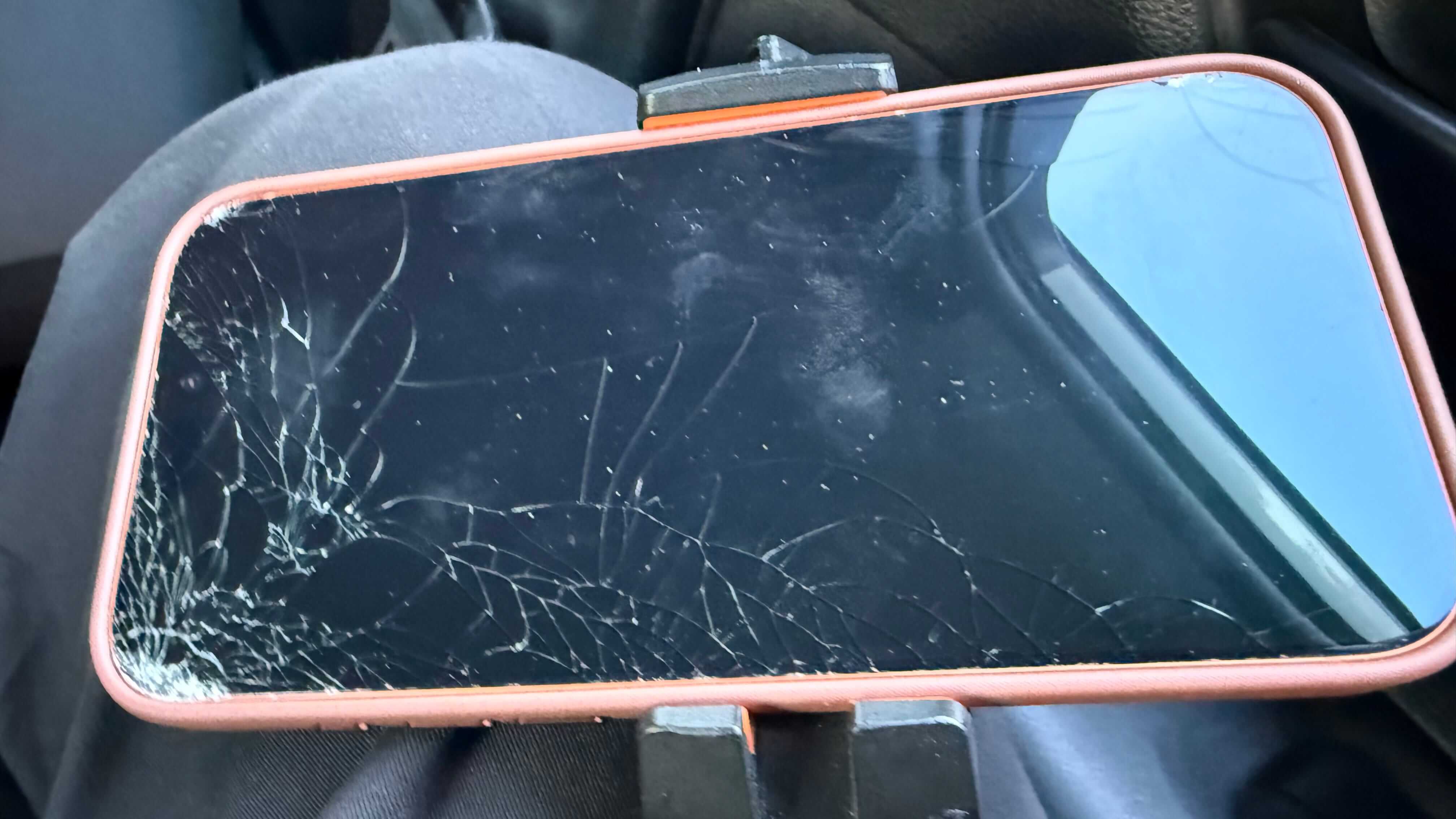 Замена дисплея iphone 17 pro